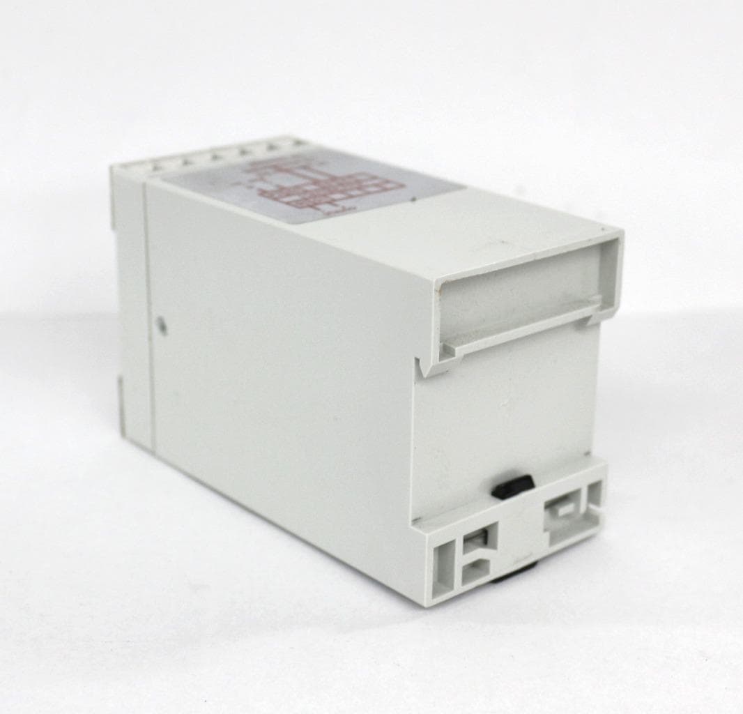 Multitek M100VR1VJOC AC Voltage Transducer True RMS Detection