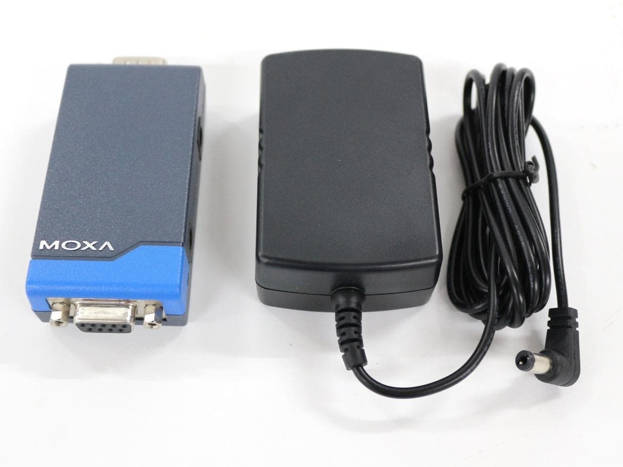 Moxa TCC-82 Port-Powered RS-232 4-Channel Isolator