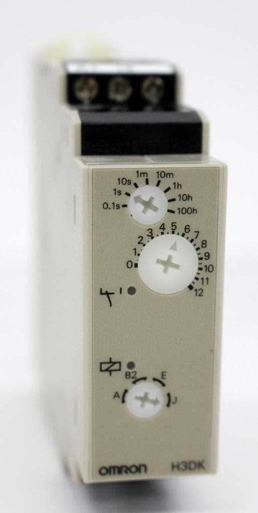 Omron H3DK-S1 Timer Relay