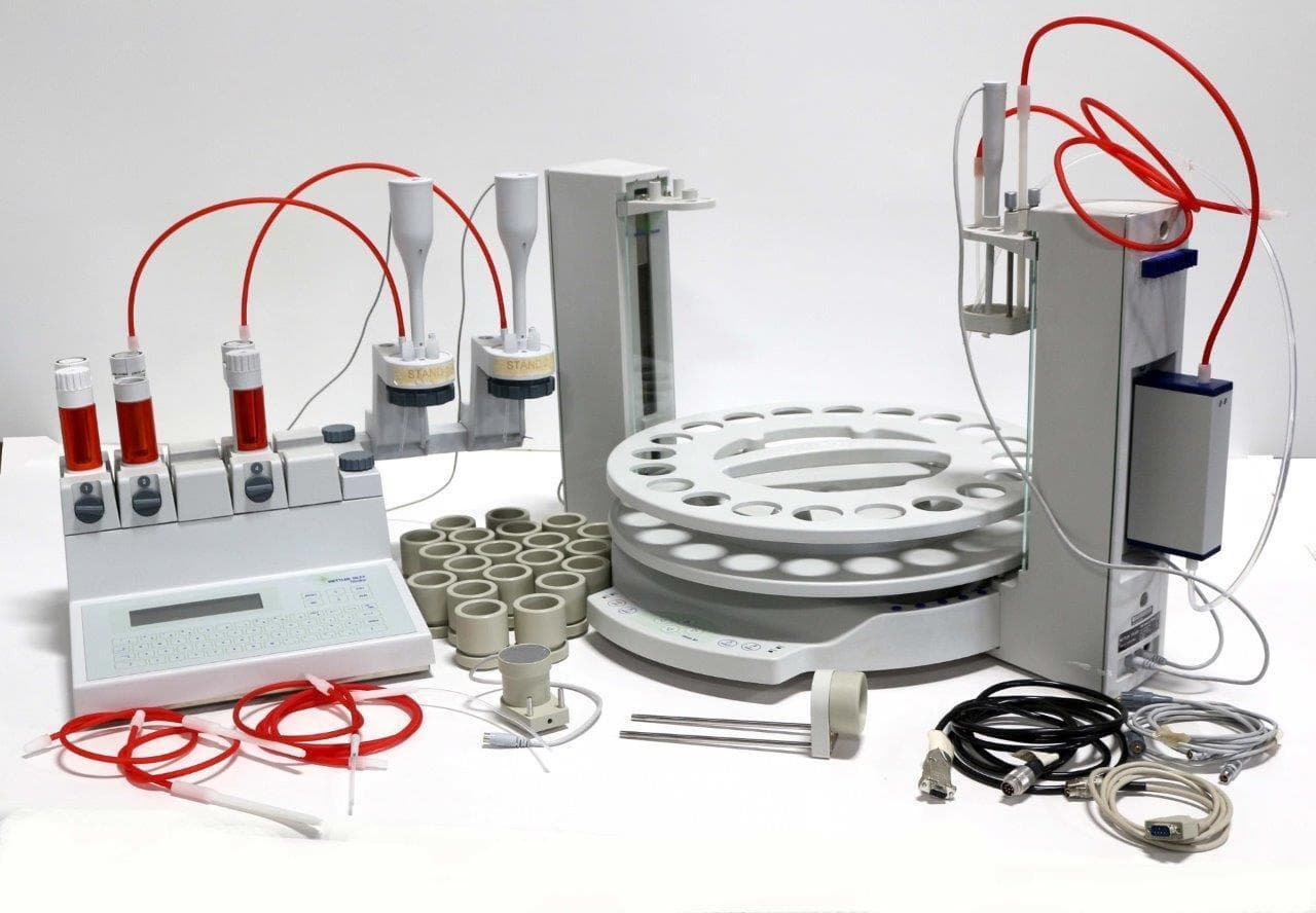 Mettler Toledo DL77 Titrator with Rondo 60 Sample Changer