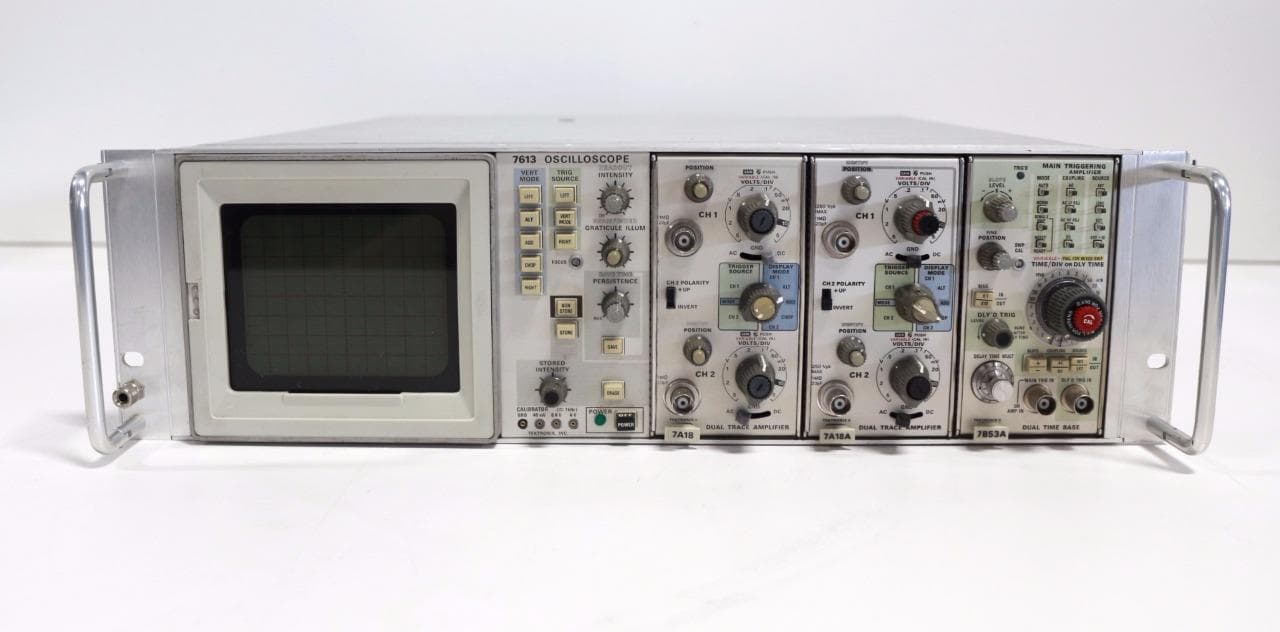 Tektronix 7613, 7A18, 7A18A, 7B53A Oscilloscope w/ Dual Trace Amplifier