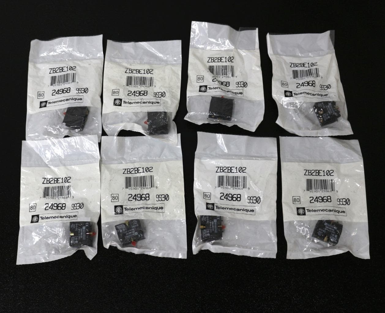 Telemecanique ZB2BE102 Lot of 8 - Contact Block - New