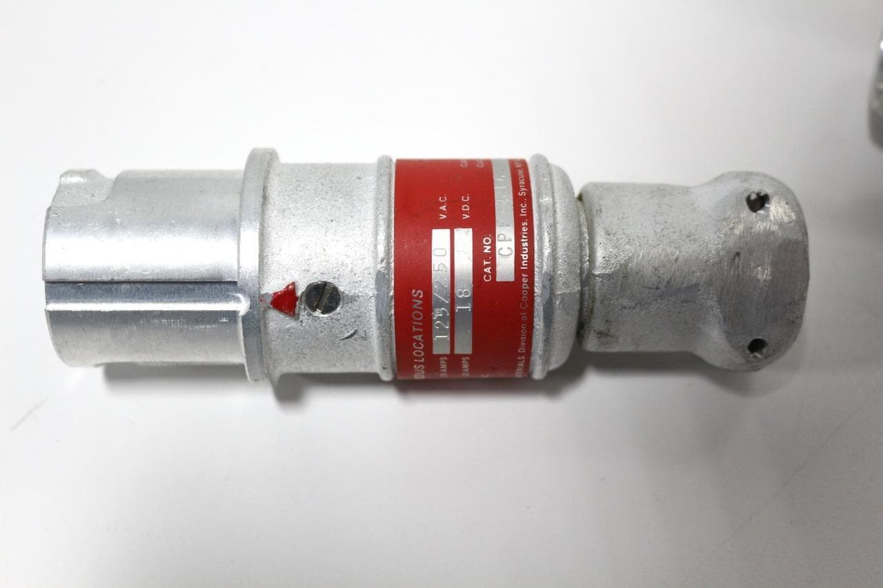 Crouse-Hinds CPP416 Plug, 20A
