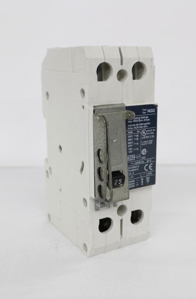 Siemens NGG2B025 Circuit Breaker