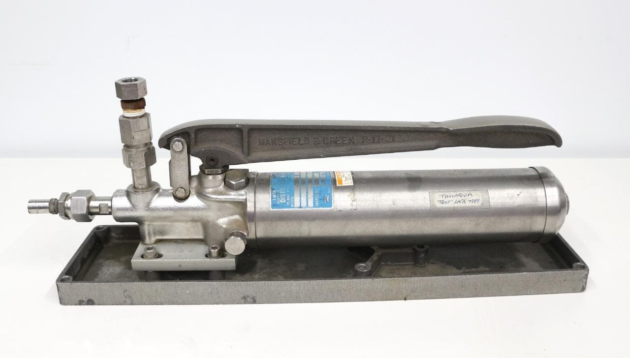 Ametek, Ashcroft T, 1305 B10 Model Dead Weight ester w/ , 200-1000 Range Weights