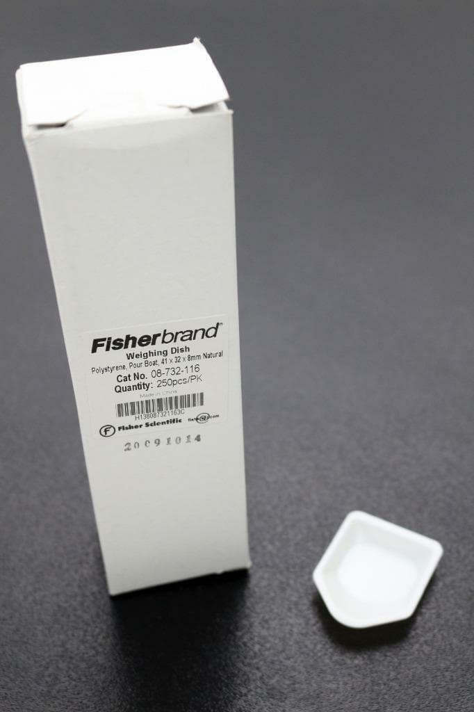 Fisherbrand 08-732-116 Weighing Dish, Pour Boat, 41 x 32 x 8mm - (Box of 250)