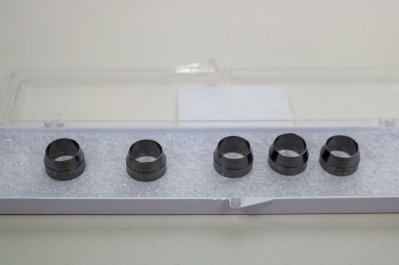 Chromatography Research 211800 1/2" Graphite, 5/pk, New