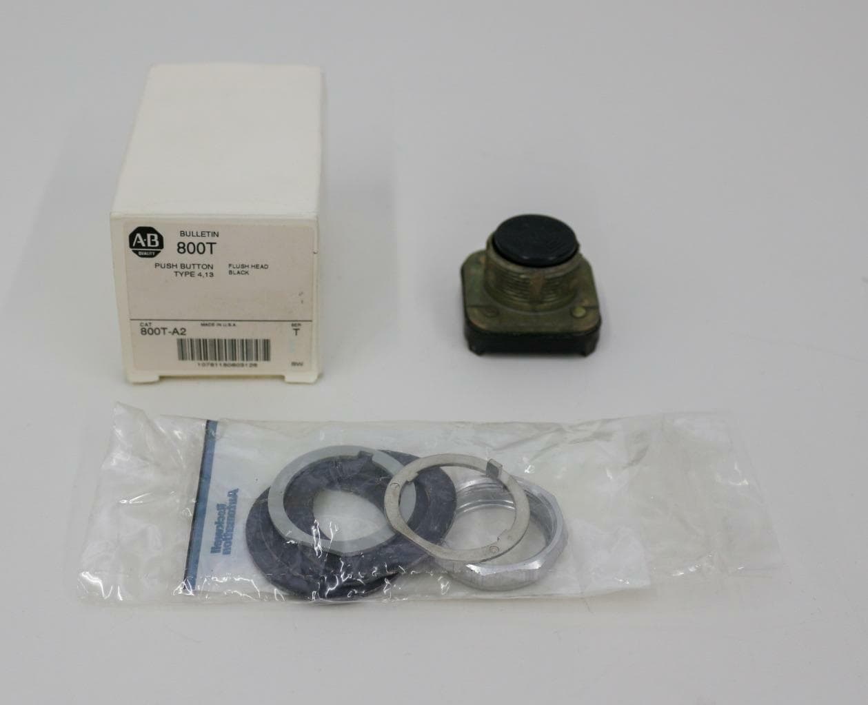 Allen-Bradley 800TA2 800T-A2 Push Button Type 4,13