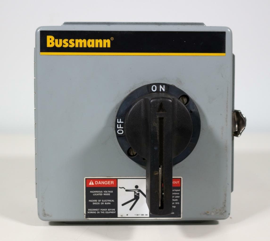 Bussman ENF321-3P99 Disconnect Enclosed Non-Fused Switch