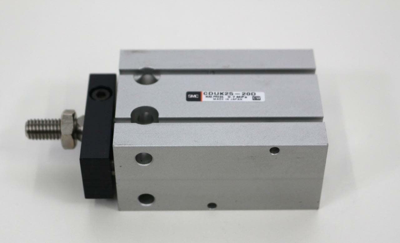 SMC CDUK25-20D Free Mount Cylinder