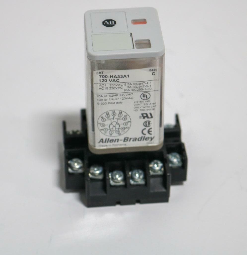 Allen-Bradley 700-HA33A1, 700-HN126 700-HA33A1 Relay with 700-HN126 Base