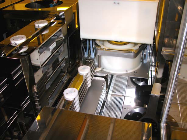 https://www.capovani.com/clientresources/107/108/06/92806/42108-5-SussMicrotec_Falcon_detail5_i42108.jpg