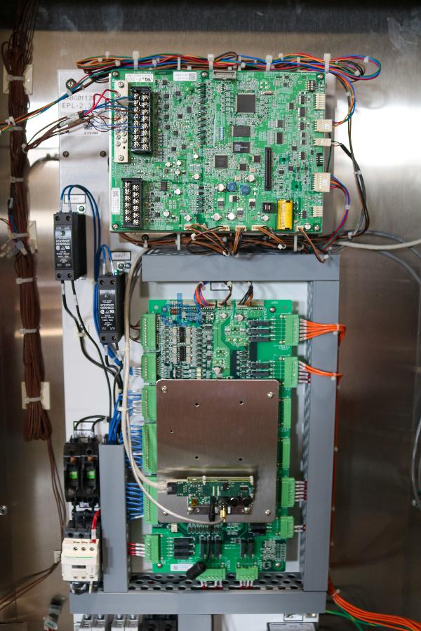 https://www.capovani.com/clientresources/107/108/46/1246/207402-8-Espec-EPL-3H-Temperature-Humidity-Chamber-9.jpg