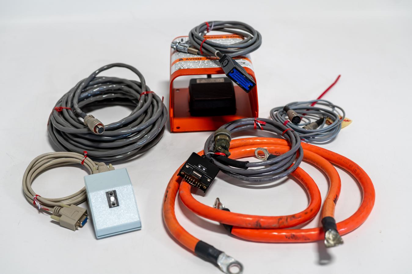 https://www.capovani.com/clientresources/107/108/47/547/207686-9-Miyachi-Unitek-IS-120B-Resistance-Spot-Welding-System-10.jpg