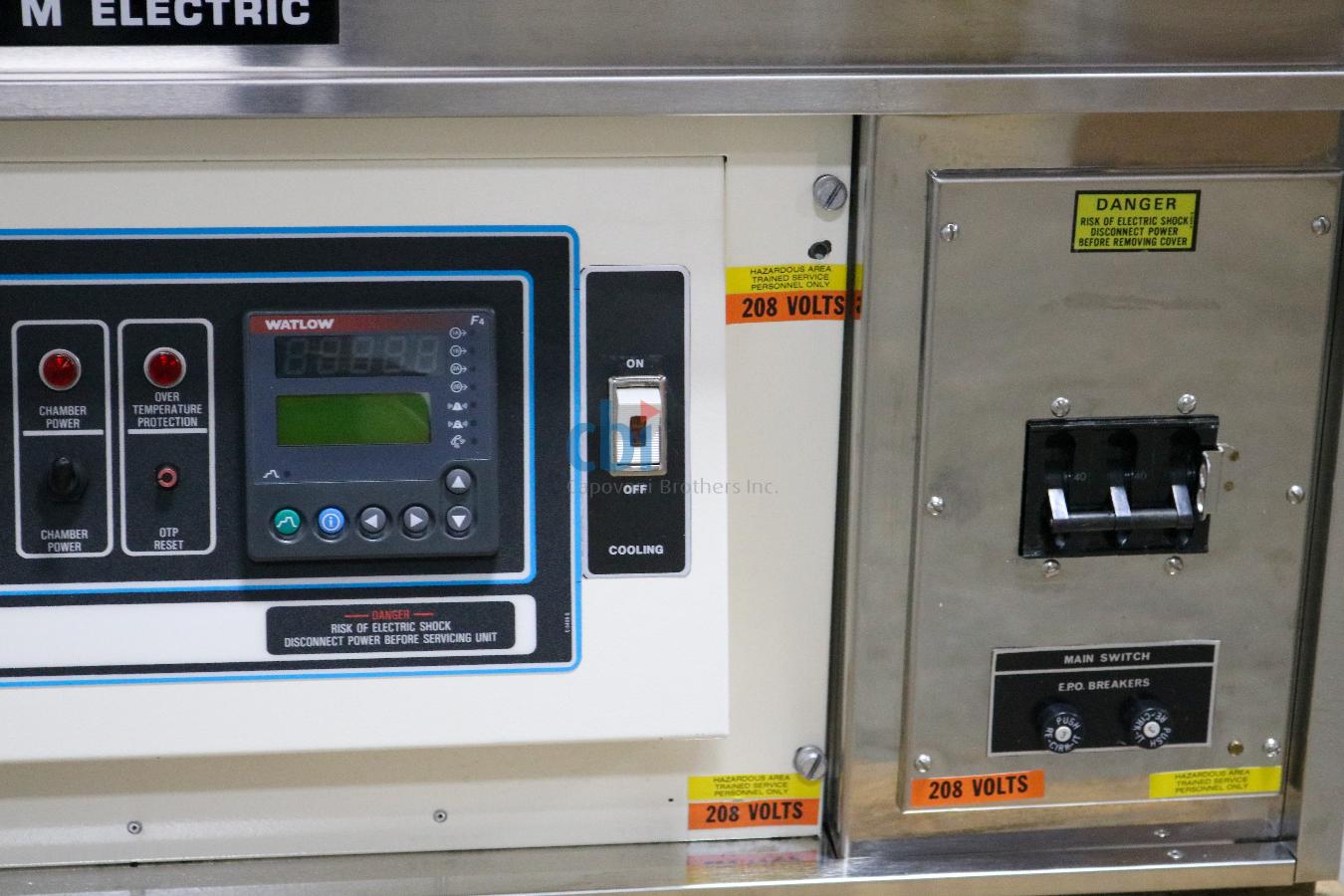 https://www.capovani.com/clientresources/107/108/54/554/206146-7-Blue-M-DCC-256F-X369-Clean-Room-Oven-8.jpg