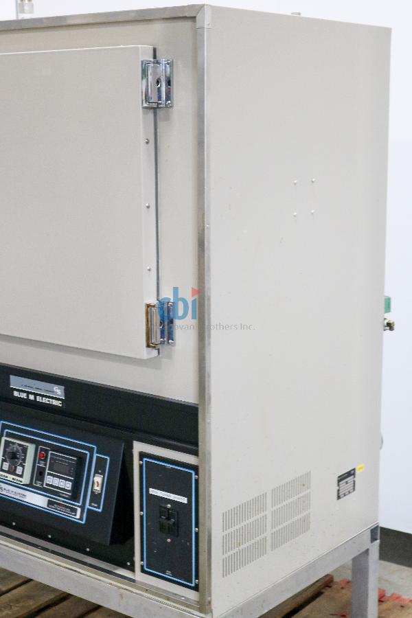 https://www.capovani.com/clientresources/107/108/54/554/206148-2-Blue-M-256-Clean-Room-Oven-3.jpg