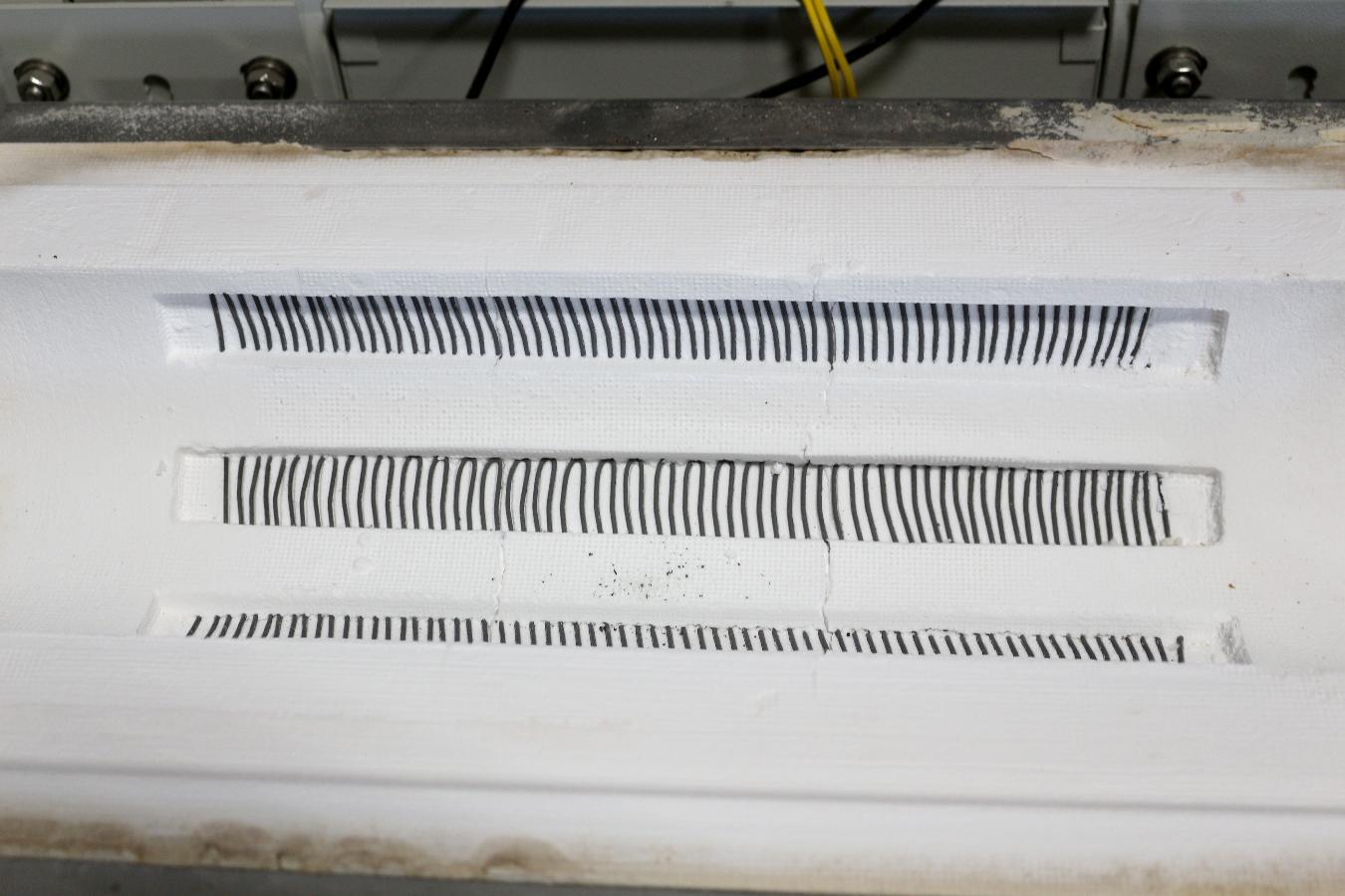 https://www.capovani.com/clientresources/107/108/56/356/196492-2-Lindberg-HTF55322C-Tube-Furnace-3.jpg
