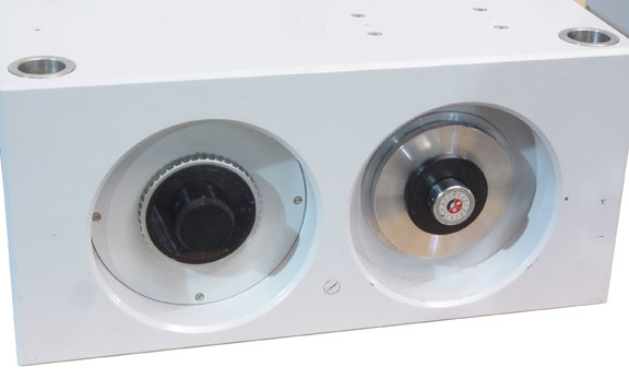 https://www.capovani.com/clientresources/107/108/59/62559/1927-2_Zeiss_Axiomat47-56-20_detail_i1927.jpg
