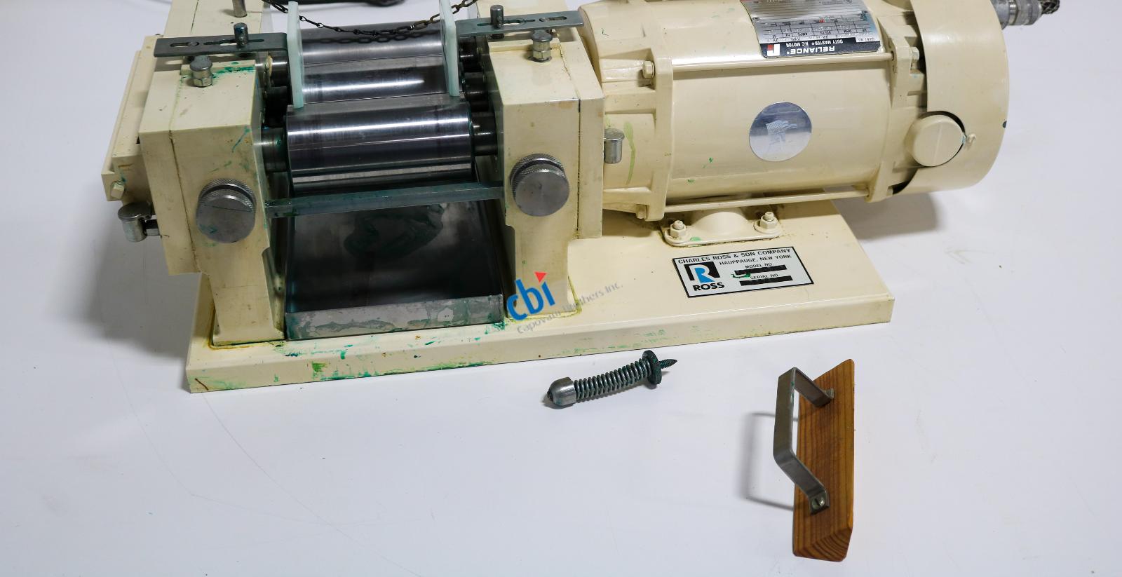 https://www.capovani.com/clientresources/107/108/70/570/208427-2-Charles-Ross52M-2.5-x-5-Three-Roll-Mill-3.jpg