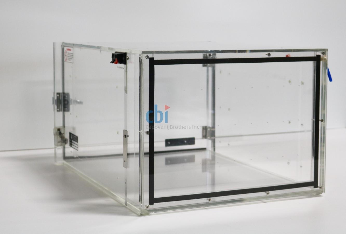 https://www.capovani.com/clientresources/107/108/72/572/206650-5-Faraccator-1922-00-One-Compartment-Dry-Box-6.jpg