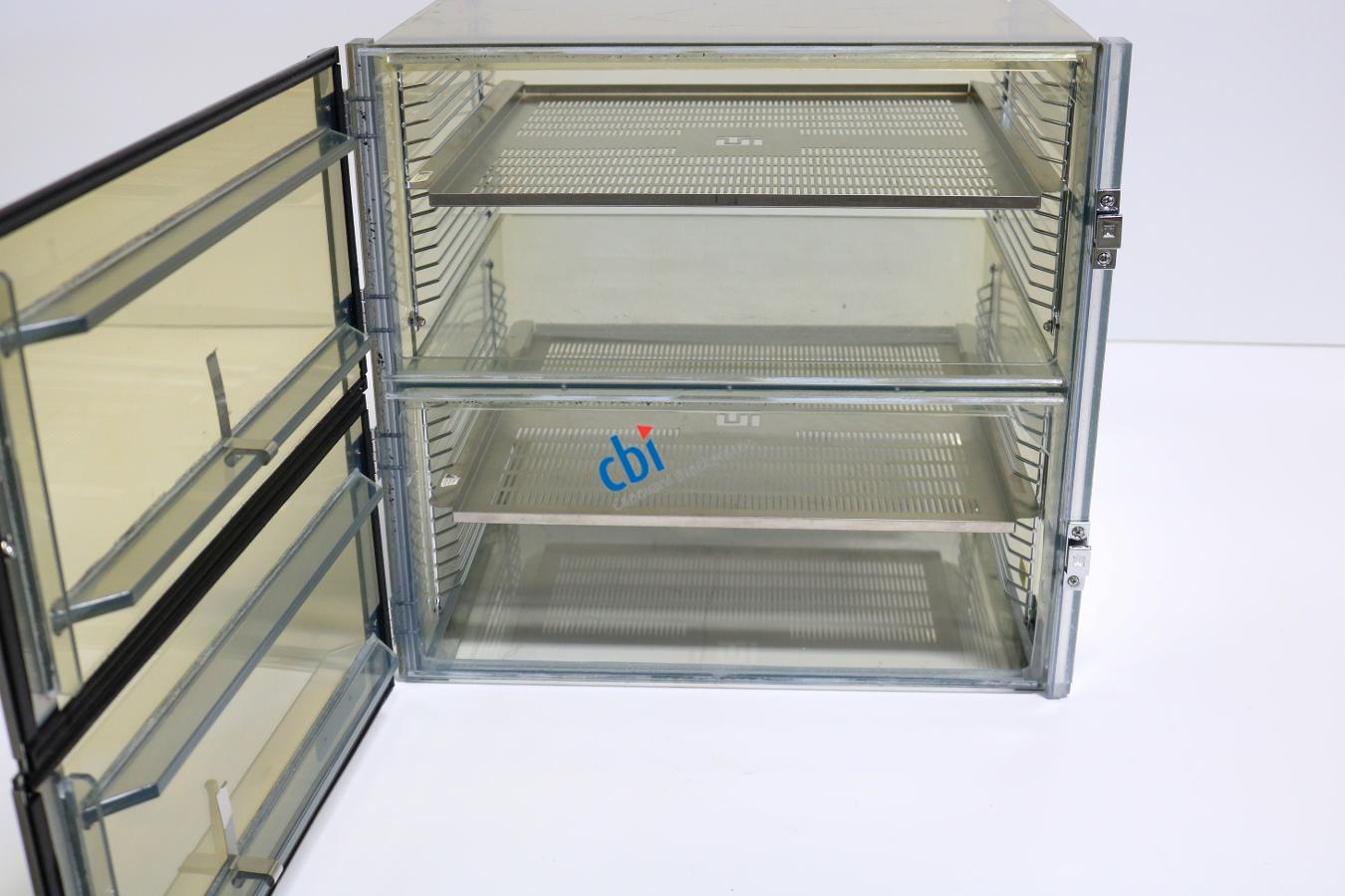 https://www.capovani.com/clientresources/107/108/72/572/209659-3-Terra-Universal-2066-00--Desiccator-Box-6.jpg
