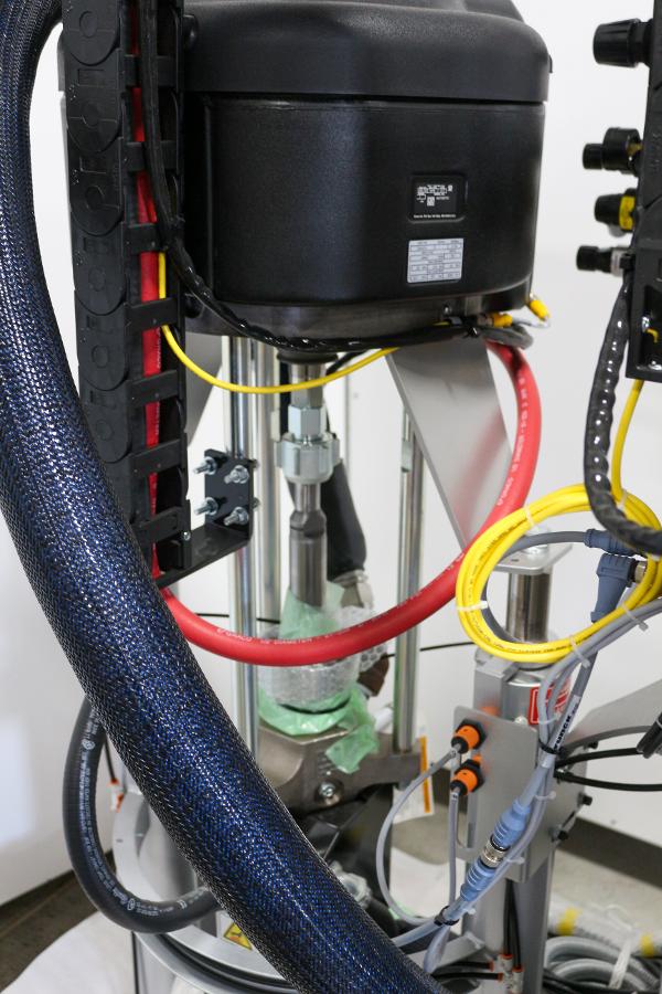 https://www.capovani.com/clientresources/107/108/80/84380/232225-13-GRACO-THERM-O-FLOW-20-14.jpg