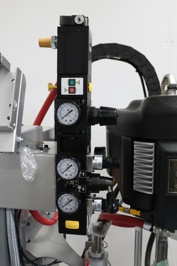 https://www.capovani.com/clientresources/107/108/80/84380/232225-4-GRACO-THERM-O-FLOW-20-5.jpg