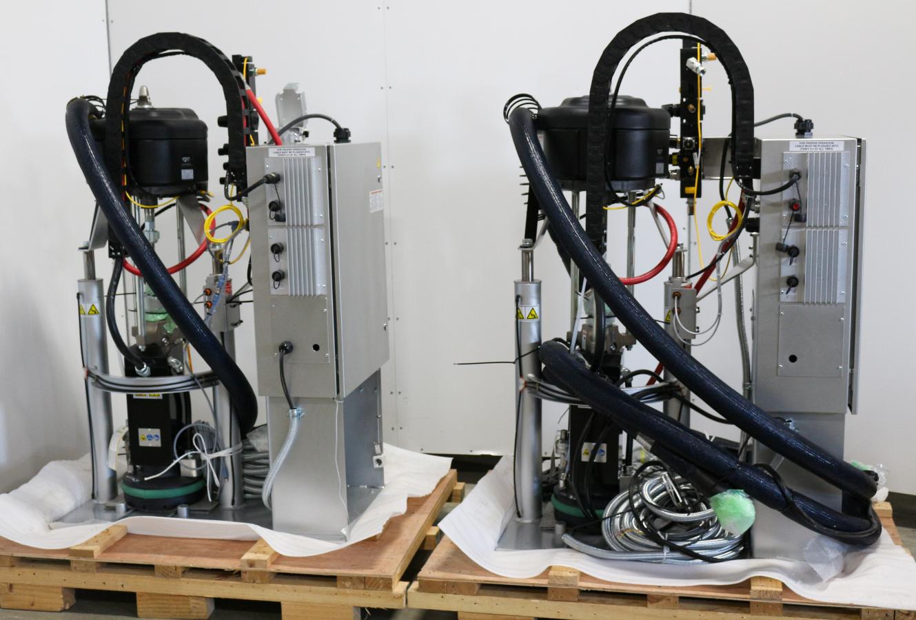 https://www.capovani.com/clientresources/107/108/80/84380/232225-7-GRACO-THERM-O-FLOW-20-8.jpg